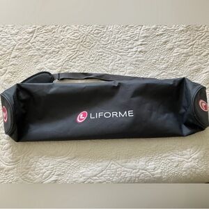 NWT Liforme yoga mat carrier